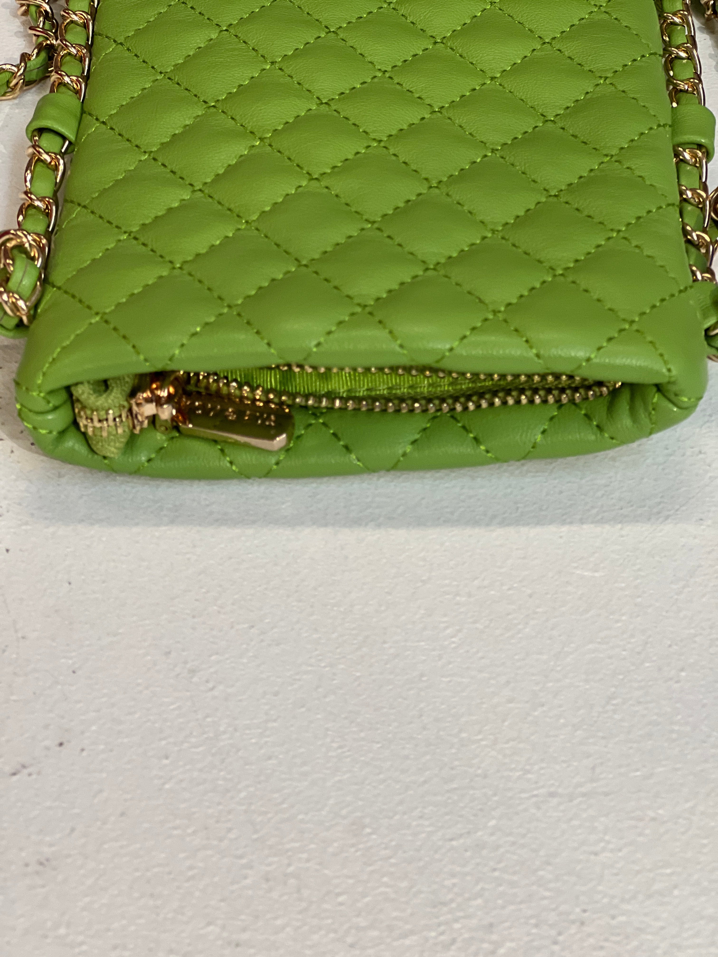 Caroline - Lille taske med guldkæde